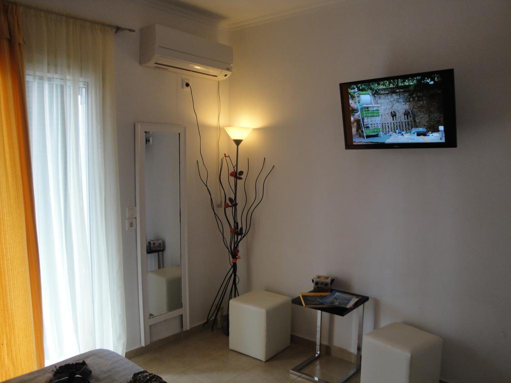 Rodon Apartments Tsoukaládhes Esterno foto